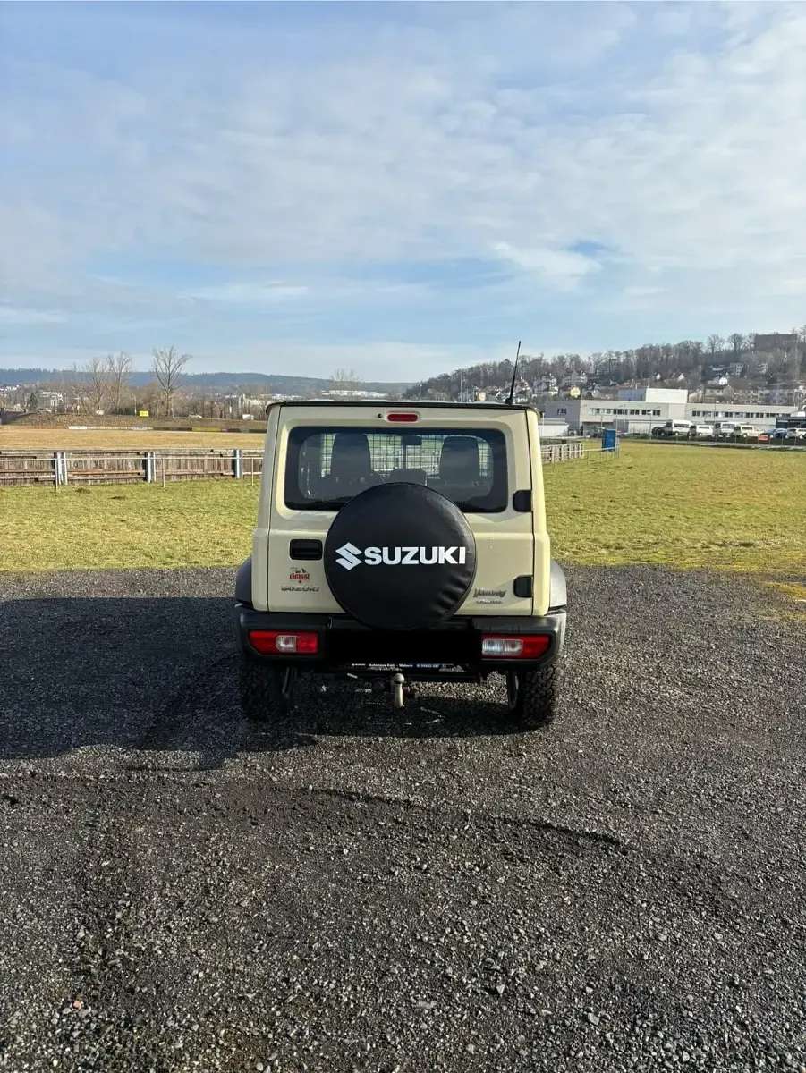 Gebraucht Suzuki Jimny 101 PS (74 kW) 2024 SUV