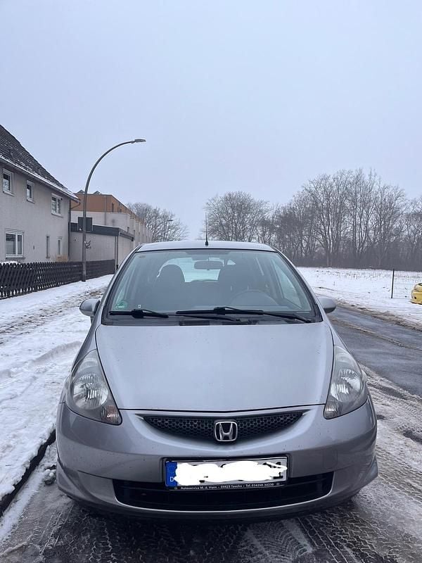 Gebraucht Honda Jazz 80 PS (58 kW) 2008 Silber Kleinwagen
