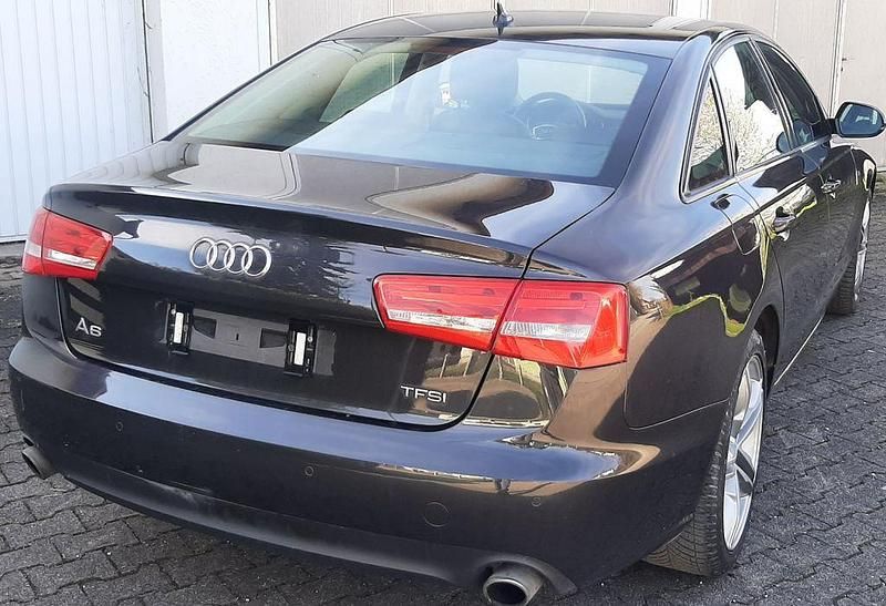Gebraucht Audi A6 179 PS (131 kW) 2013 Schwarz Limousine