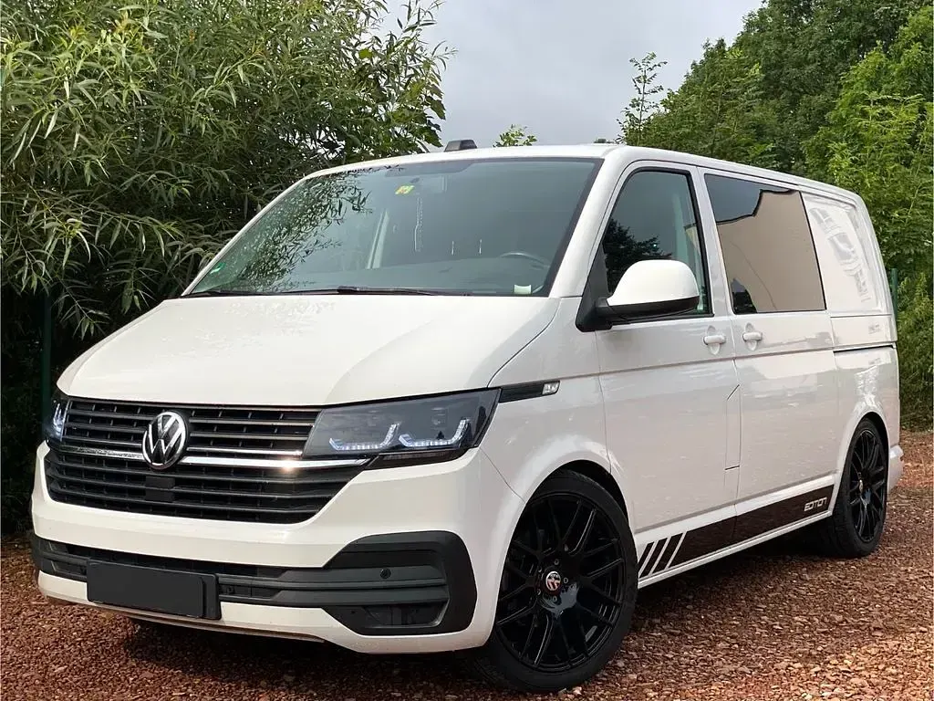 Gebraucht VW Multivan 150 PS (110 kW) 2020 Weiß Van / Kleinbus