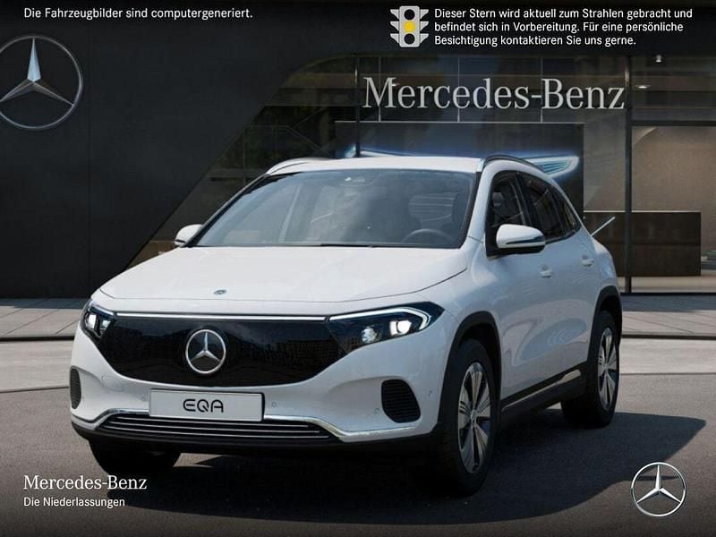 Gebraucht Mercedes EQA250 Advanced 139 kW (190 PS) 2025 Weiß SUV