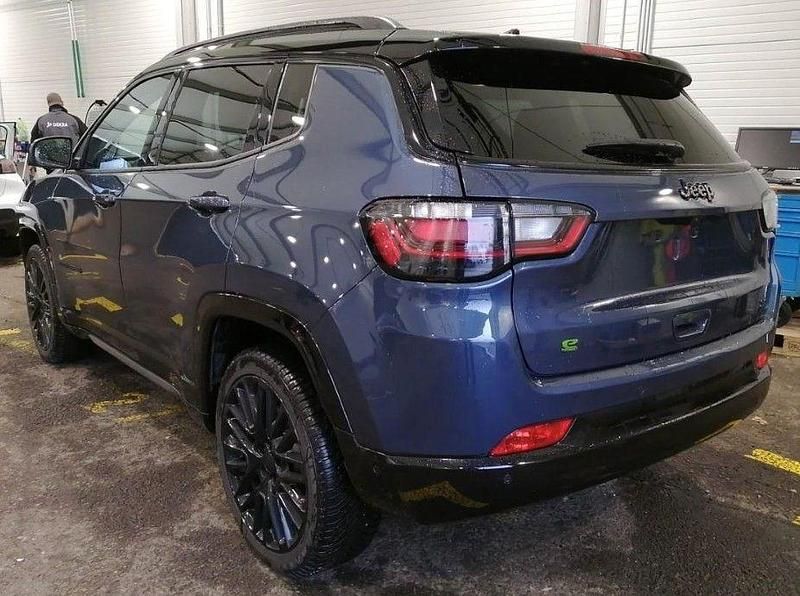 Gebraucht Jeep Compass 131 PS (96 kW) 2023 Blau SUV