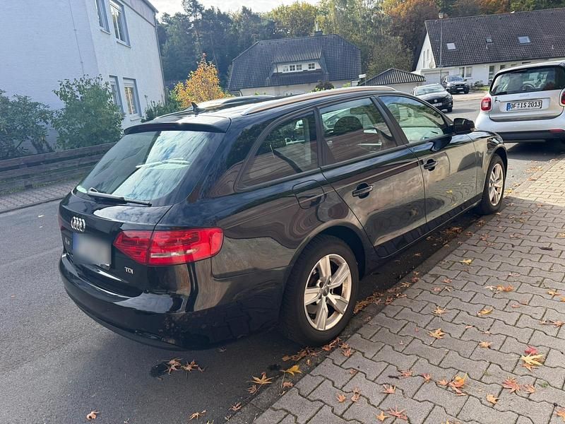 Schwarz Gebraucht 2013 Audi A4 Kombi | 5.500 € (Superpreis) - Bild 1/4
