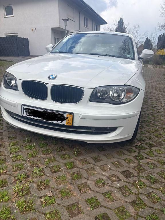 Second-hand BMW 116 122 CP (89 kW) 2011 Alb Hatchback