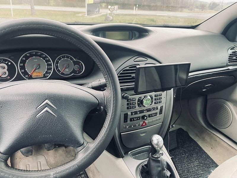 Second-hand Citroën C5 116 CP (85 kW) 2005 Auriu Berlinǎ