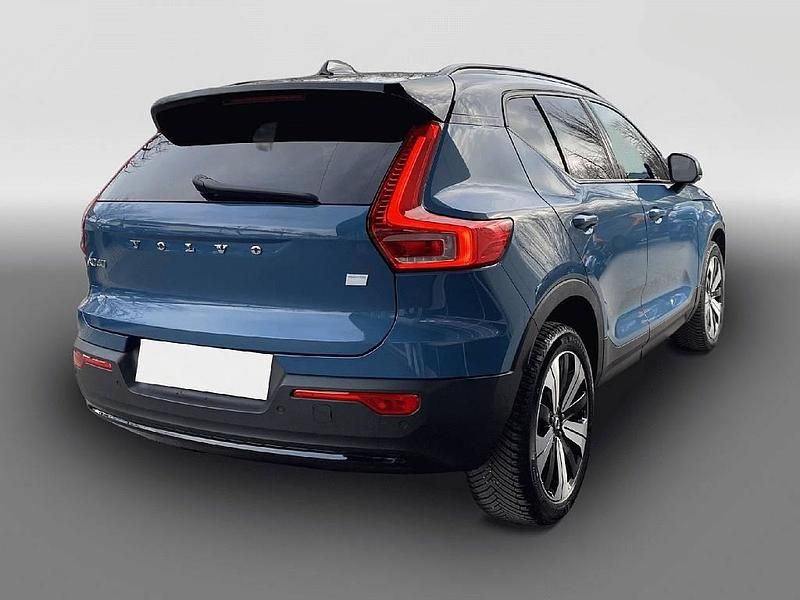 Gebraucht Volvo XC40 Core 169 kW (231 PS) 2023 Blau SUV