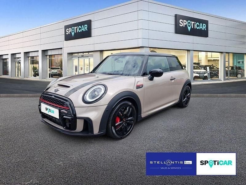 Grau Gebraucht 2023 Mini John Cooper Works Premium Kleinwagen | 30.980 € (Fairer Preis) - Bild 1/4