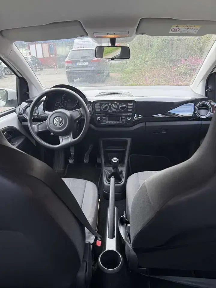Second-hand VW up! 60 CP (44 kW) 2014 Hatchback