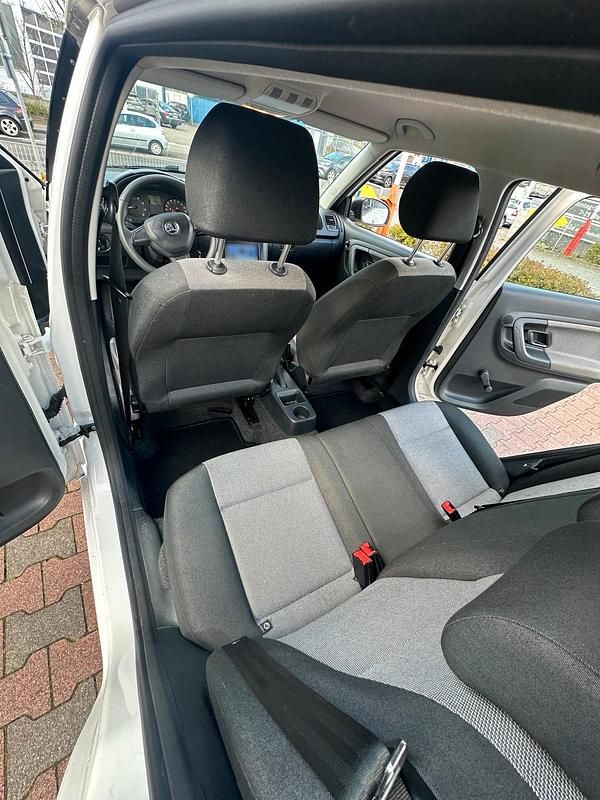 Gebraucht Skoda Fabia 60 PS (44 kW) 2014 Weiß Limousine