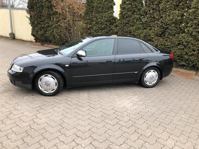 Gebraucht Audi A4 S-Line 131 PS (96 kW) 2004 Andere farben Limousine