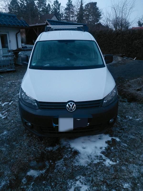 Gebraucht VW Caddy Maxi 102 PS (75 kW) 2010 Weiß Van / Kleinbus