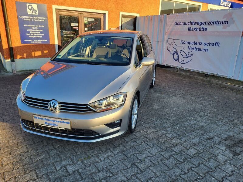 Silber Gebraucht 2014 VW Golf Sportsvan Highline Van / Kleinbus | 16.490 € (Fairer Preis) - Bild 1/4
