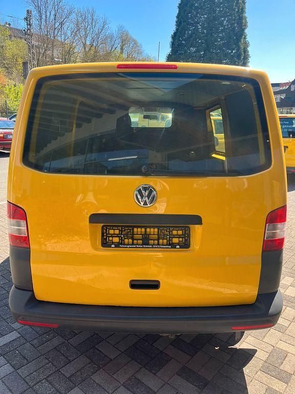 Second-hand VW Transporter 84 CP (61 kW) 2014 Galben Van