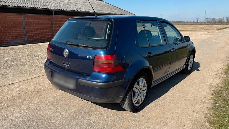 Gebraucht VW Golf IV Edition 75 PS (55 kW) 2001 Blau Kleinwagen