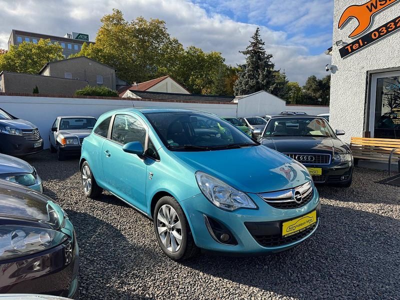 Second-hand Opel Corsa 69 CP (50 kW) 2012 Albastru Hatchback