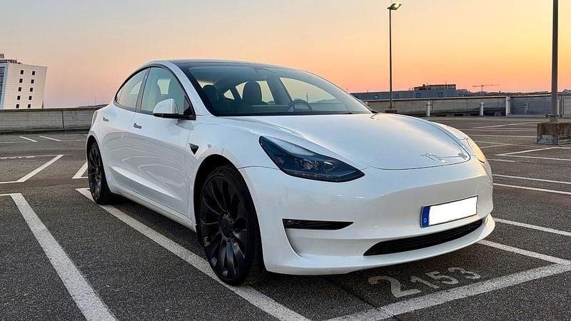 Gebraucht Tesla Model 3 Performance 377 kW (513 PS) 2022 Weiß Limousine