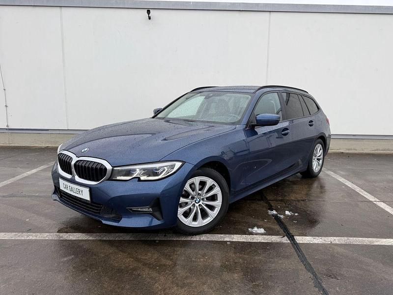Gebraucht BMW 320 Advantage 190 PS (139 kW) 2021 Blau Kombi