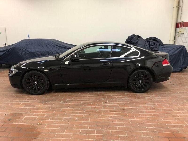 Schwarz Gebraucht 2004 BMW 645 Coupé | 19.900 € (Fairer Preis) - Bild 1/4