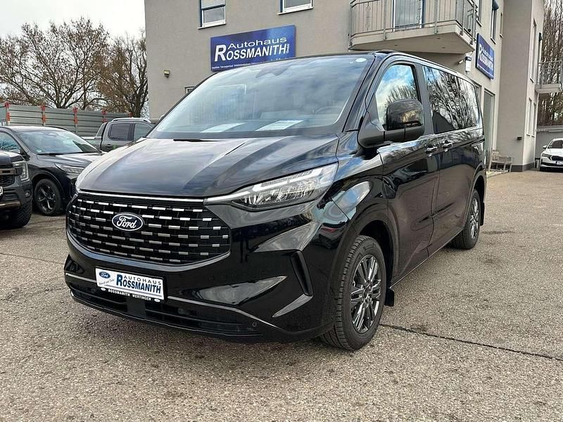 Agate black Gebraucht 2025 Ford Tourneo Titanium Van / Kleinbus | 43.980 € (Superpreis) - Bild 1/4