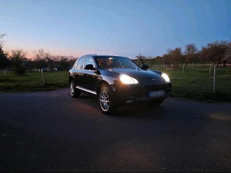 Second-hand Porsche Cayenne 340 CP (250 kW) 2007 Negru SUV