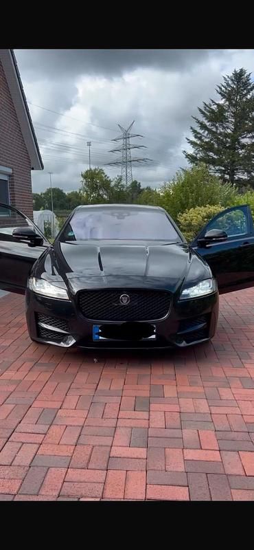 Gebraucht Jaguar XF 241 PS (177 kW) 2020 Schwarz Limousine