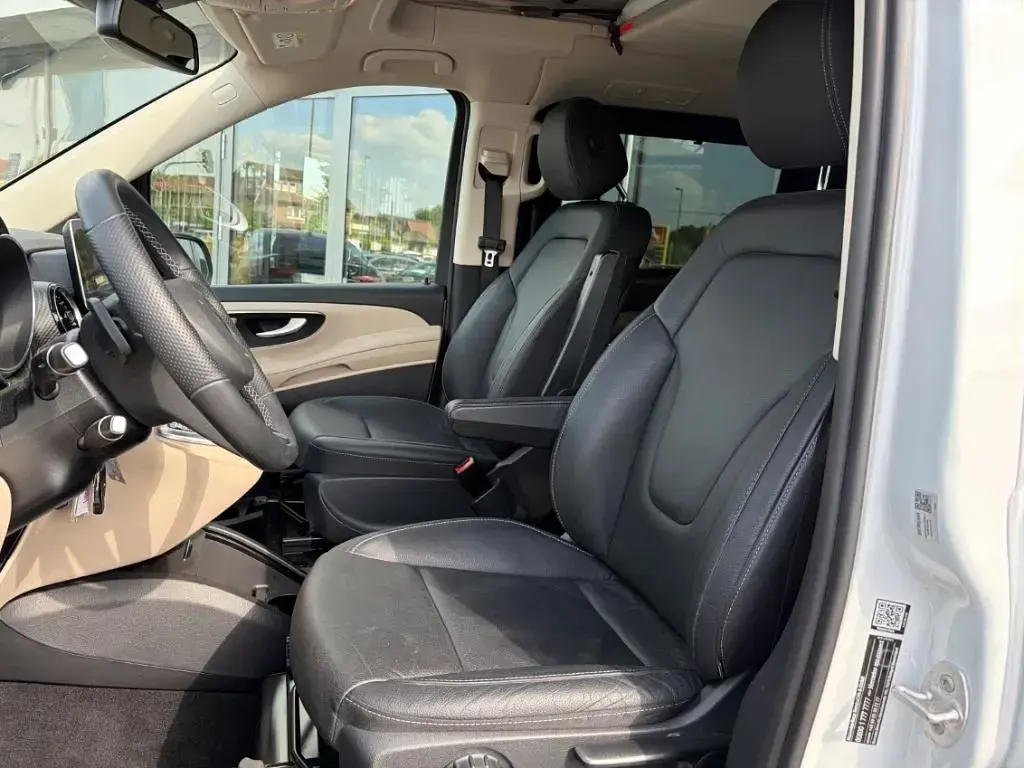 Second-hand Mercedes V300 Marco Polo 237 CP (174 kW) 2022 Alb Monovolum