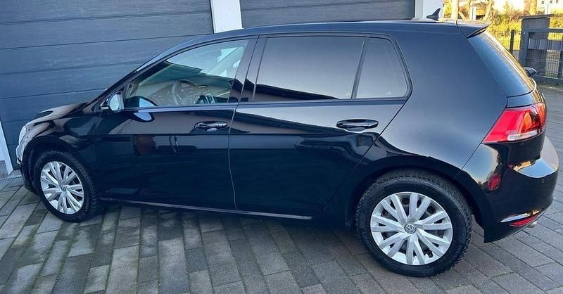 Gebraucht VW Golf VII Highline 150 PS (110 kW) 2016 Schwarz Limousine