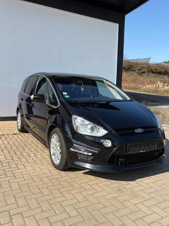Gebraucht Ford S-MAX Titanium S 200 PS (147 kW) 2014 Schwarz Van / Kleinbus