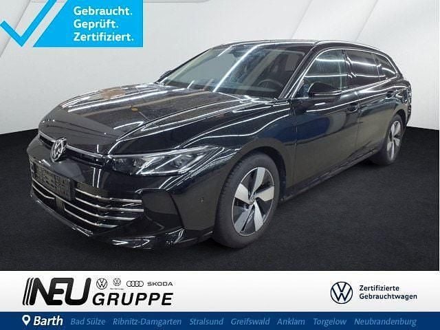 Schwarz Gebraucht 2024 VW Passat Elegance Limousine | 35.979 € (Superpreis) - Bild 1/4