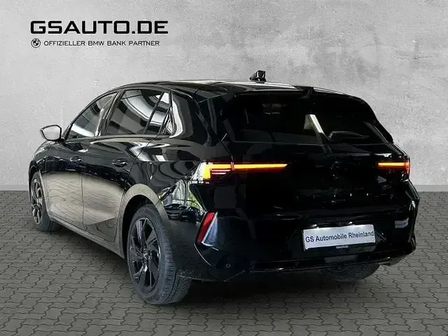 Gebraucht Opel Astra 131 PS (96 kW) 2024 Schwarz Limousine