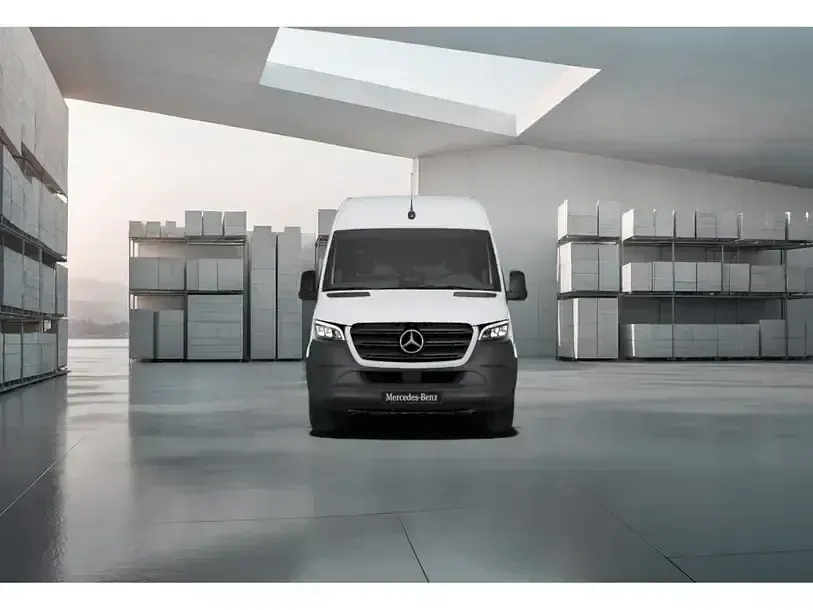 Gebraucht Mercedes Sprinter 190 PS (139 kW) 2025 Arktikweiß Van