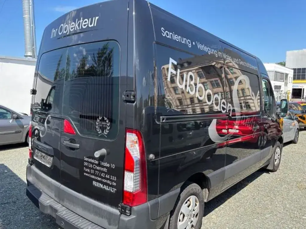 Gebraucht Renault Master 150 PS (110 kW) 2024 Schwarz Van / Kleinbus