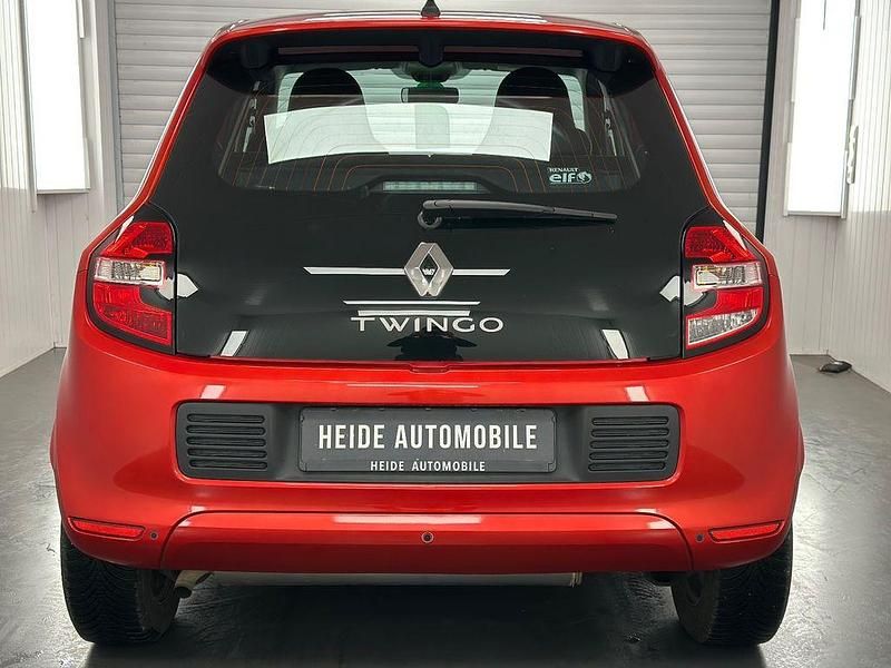 Używany Renault Twingo Dynamique 90 KM (66 kW) 2014 Czerwony Hatchback