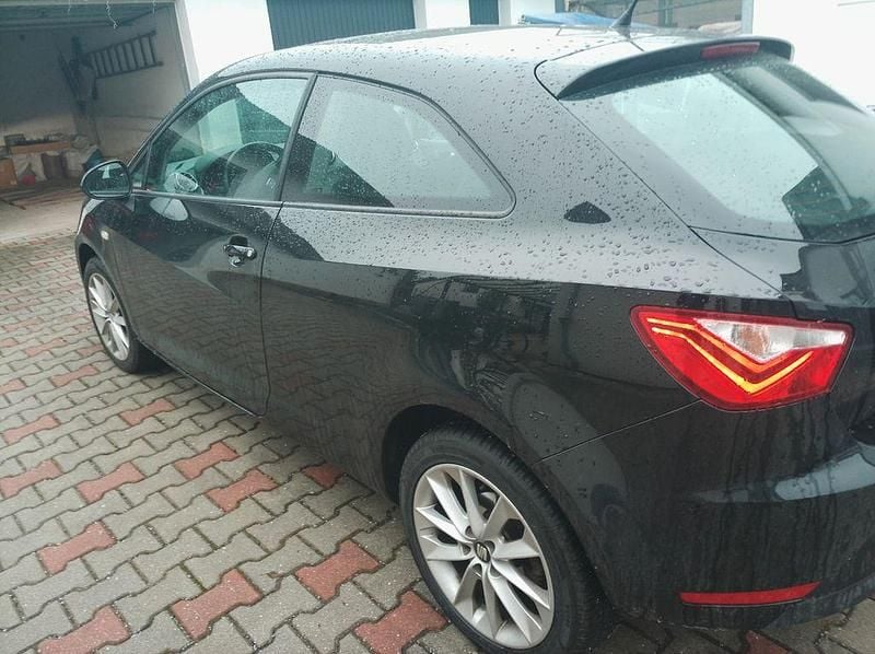 Schwarz Gebraucht 2016 Seat Ibiza SC Style Kleinwagen | 7.800 € (Fairer Preis) - Bild 1/4