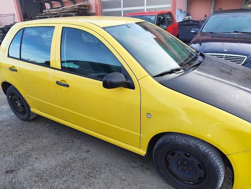 Gelb Gebraucht 2006 Skoda Fabia Kleinwagen | 1.500 € (Fairer Preis) - Bild 1/4