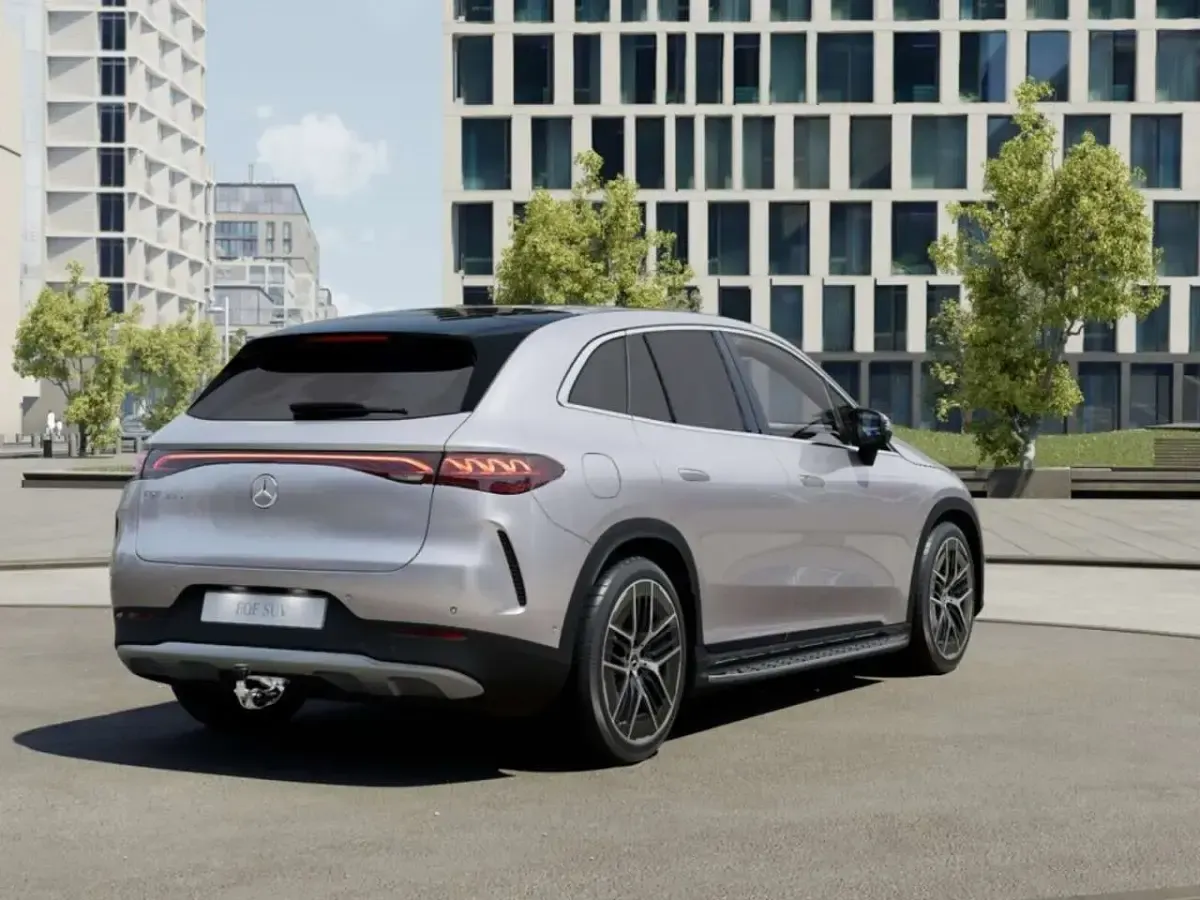 Gebraucht Mercedes EQE350 SUV 235 kW (320 PS) 2025 Metalliclack hightechsilber SUV