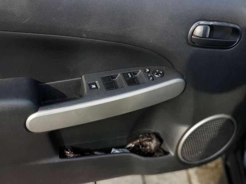 Second-hand Mazda 2 86 CP (63 kW) 2007 Negru Hatchback