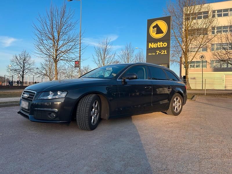 Gebraucht Audi A4 143 PS (105 kW) 2010 Grau Kombi