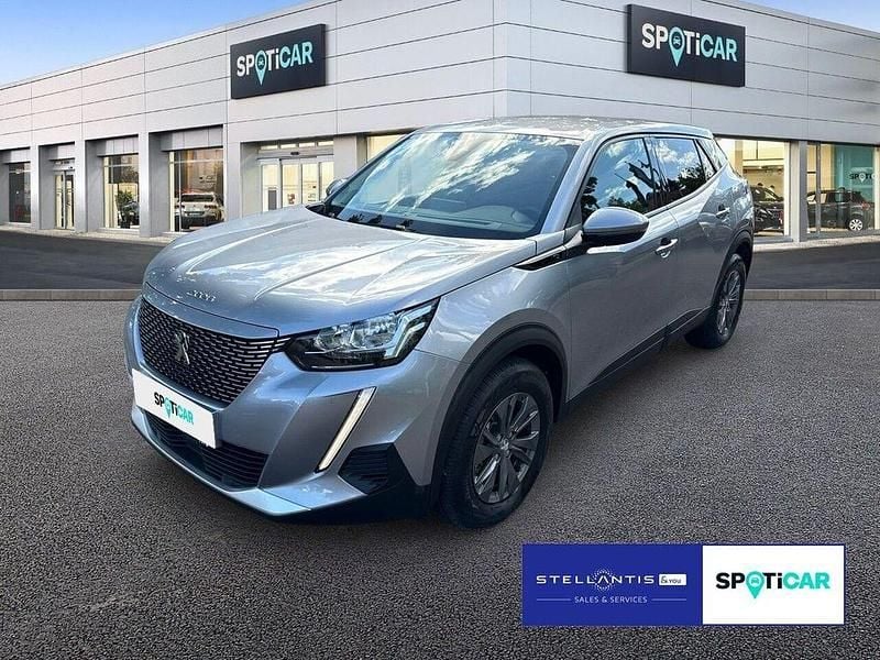 Grau Gebraucht 2021 Peugeot e-2008 Active SUV | 17.930 € (Guter Preis) - Bild 1/4