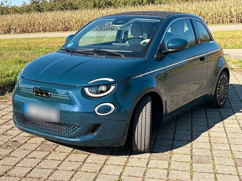 Grün Gebraucht 2023 Fiat 500e Cabrio | 25.500 € (Fairer Preis) - Bild 1/4
