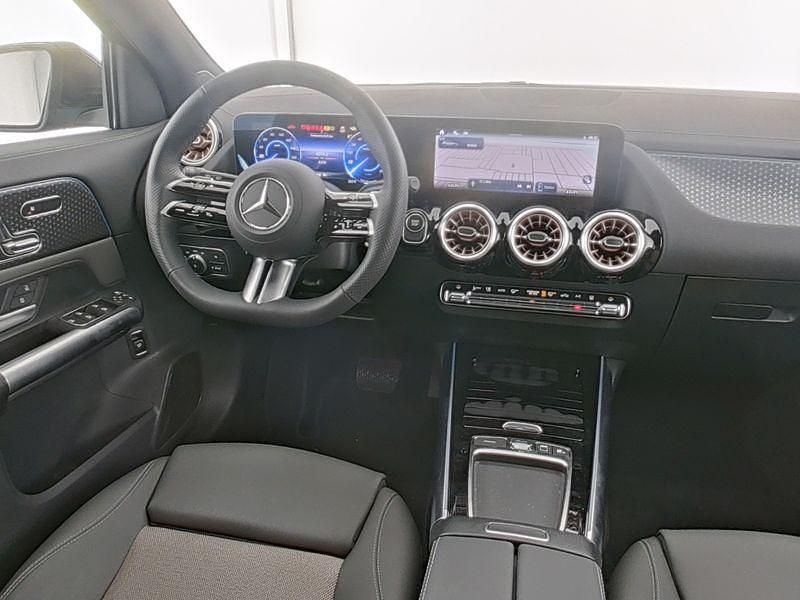 Gebraucht Mercedes EQA250 Advanced 139 kW (190 PS) 2024 Unilack nachtschwarz SUV