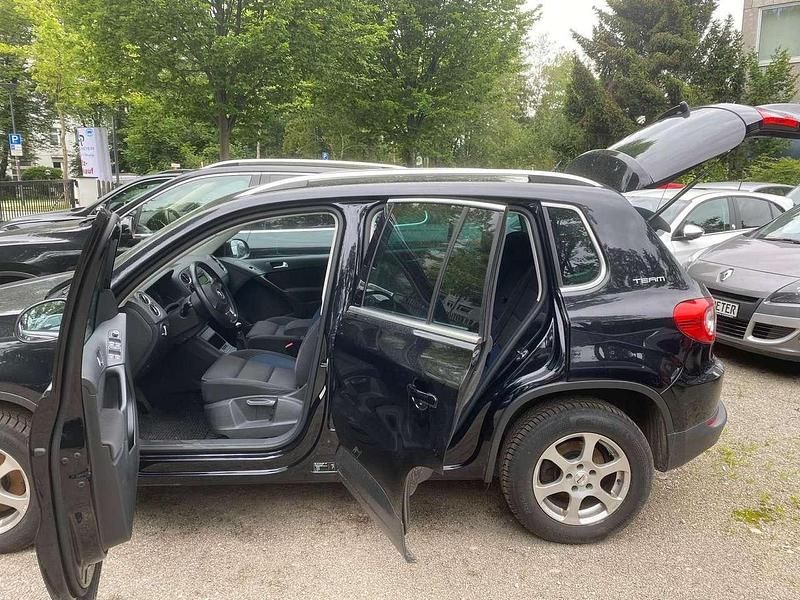 Gebraucht VW Tiguan Team 150 PS (110 kW) 2011 Schwarz SUV