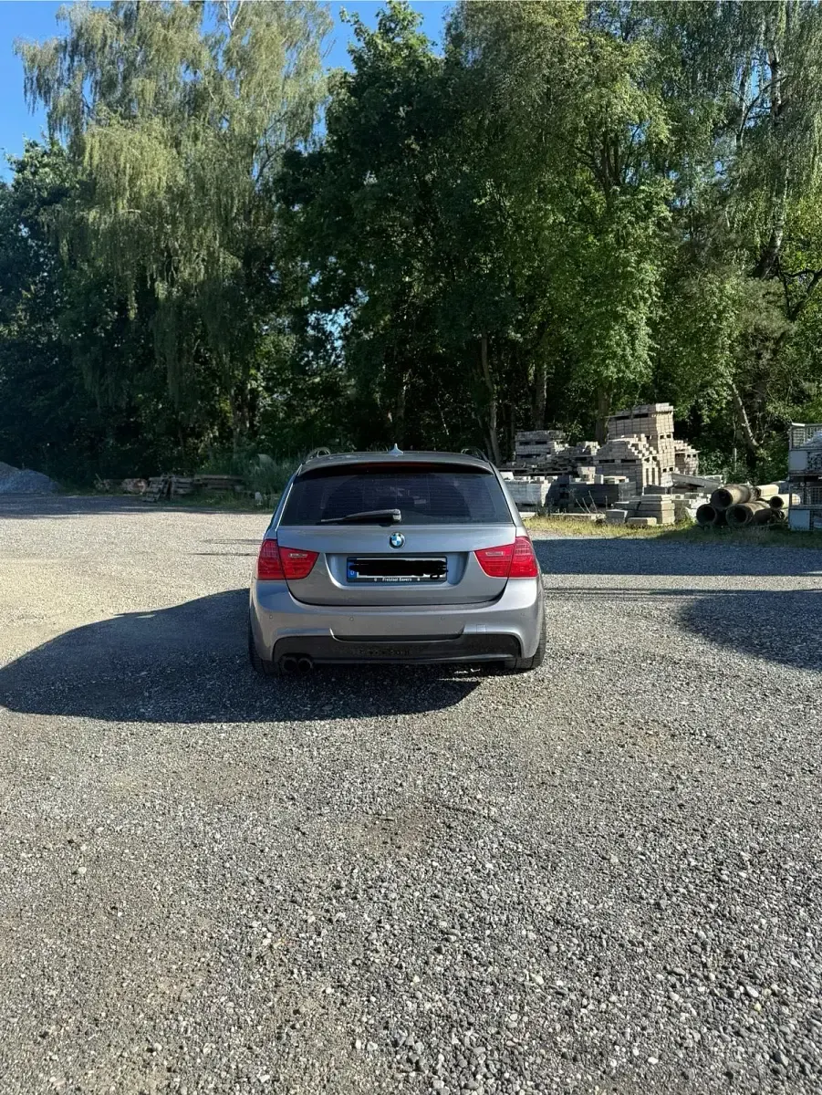 Gebraucht BMW 330 245 PS (180 kW) 2008 Grau Kombi