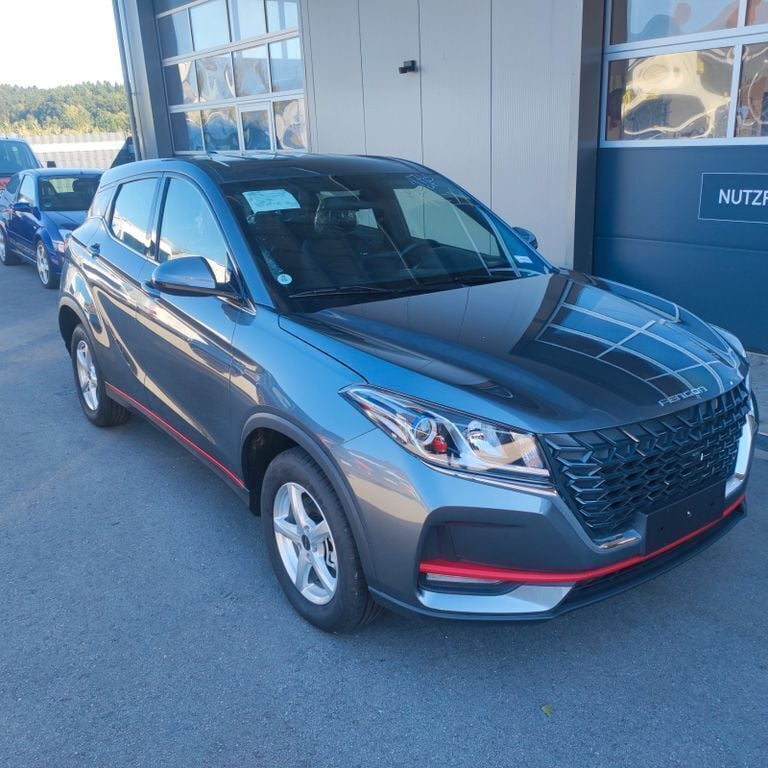 Gebraucht DFSK Fengon 106 PS (77 kW) 2024 Grau Limousine