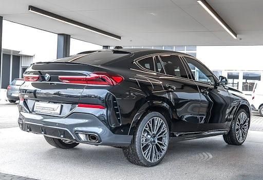 Gebraucht BMW X6 M Sport 298 PS (219 kW) 2025 Black sapphire metallic SUV