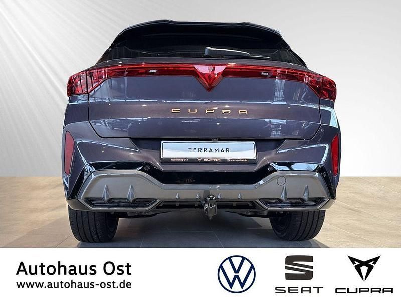Neu Cupra Terramar 150 PS (110 kW) 2026 Dark void SUV