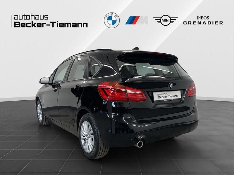 Gebraucht BMW 218 Active Tourer 136 PS (100 kW) 2022 Schwarz Van / Kleinbus