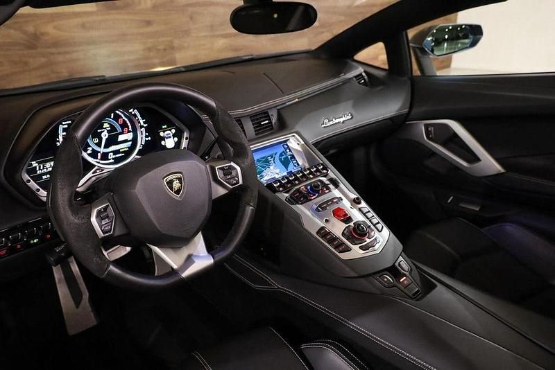 Gebraucht Lamborghini Aventador 700 PS (514 kW) 2013 Grau Cabrio