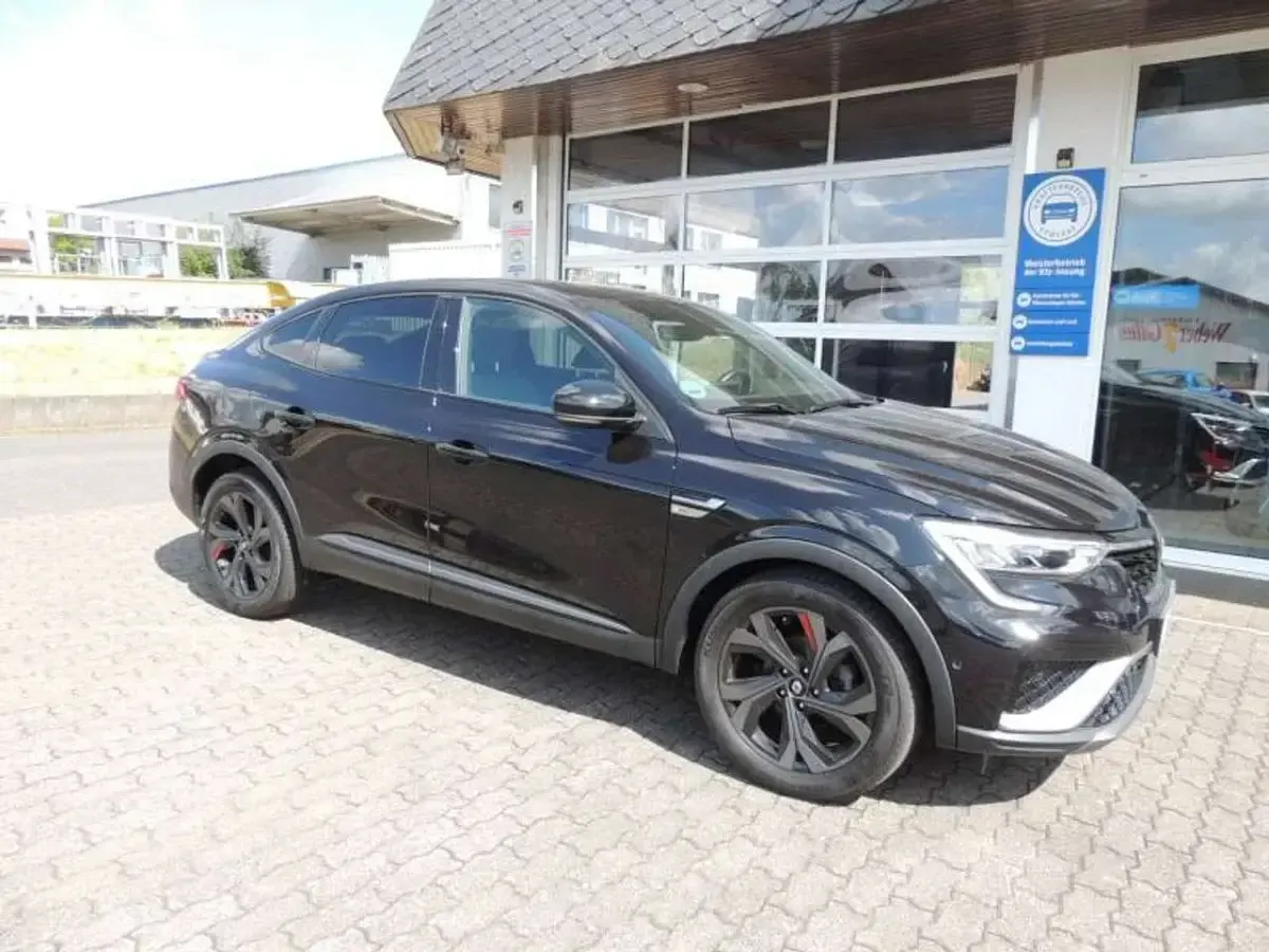 Gebraucht Renault Arkana R.S. 140 PS (102 kW) 2021 Schwarzmetallic SUV