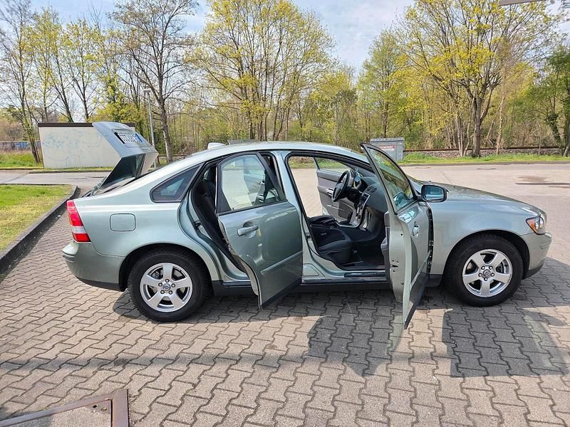 Gebraucht Volvo S40 126 PS (92 kW) 2006 Grau Limousine